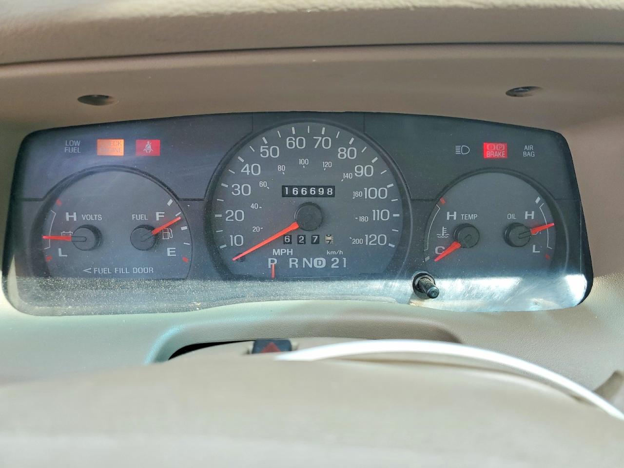 2005 MERCURY GRMARQUIS