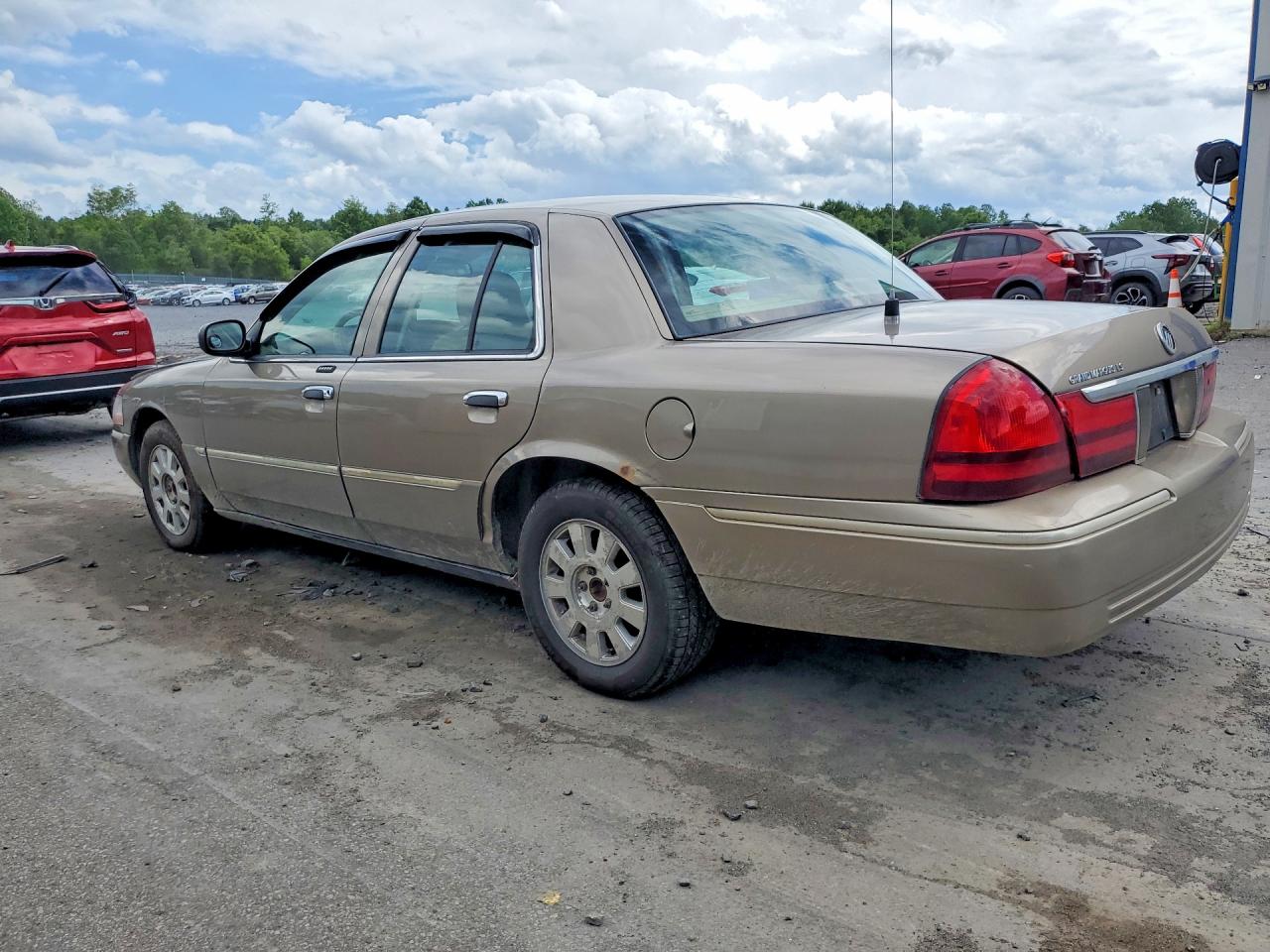 2005 MERCURY GRMARQUIS