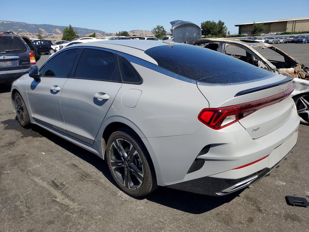 2022 KIA K5