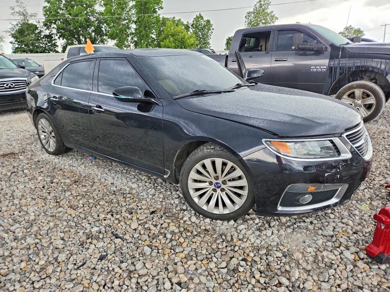 2010 SAAB 9 5