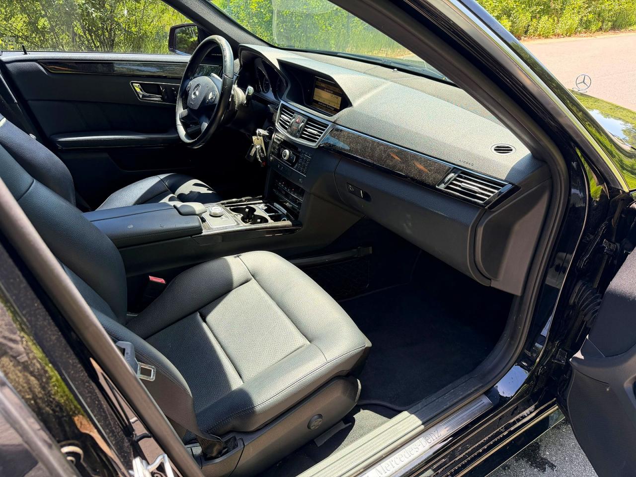 2011 MERCEDES-BENZ E-CLASS