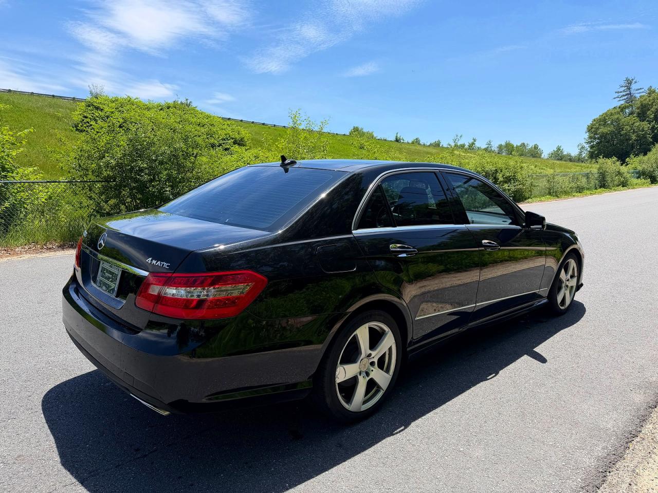 2011 MERCEDES-BENZ E-CLASS