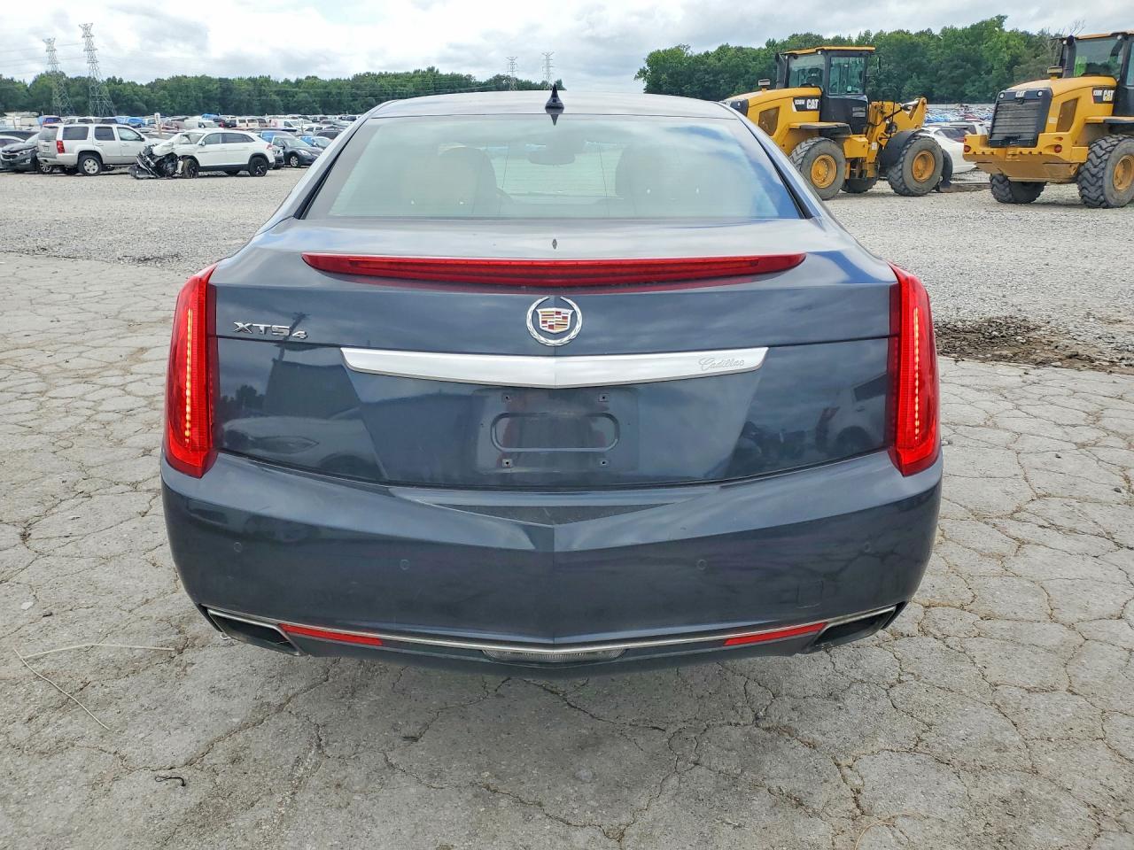 2013 CADILLAC XTS
