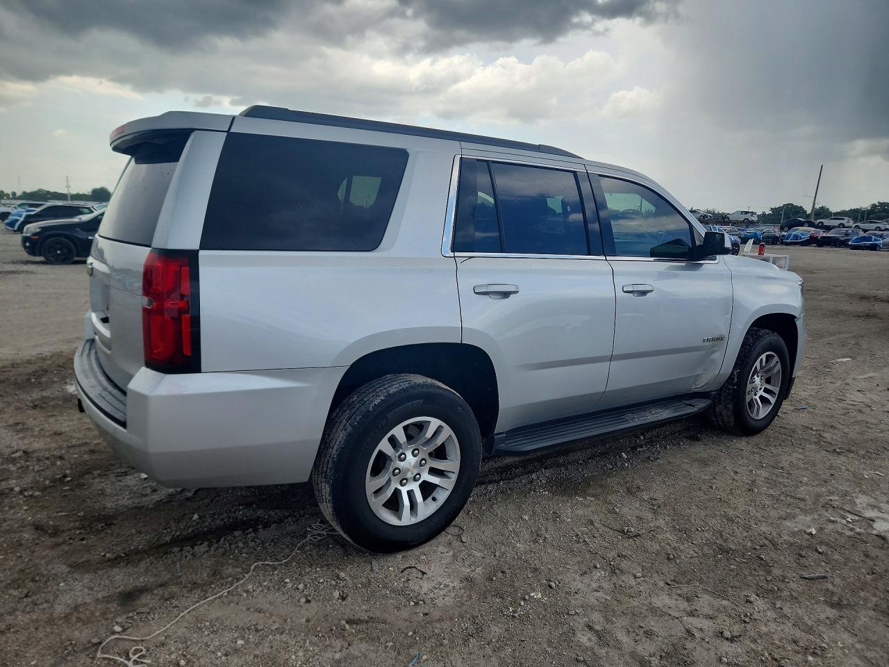 2017 CHEVROLET TAHOE
