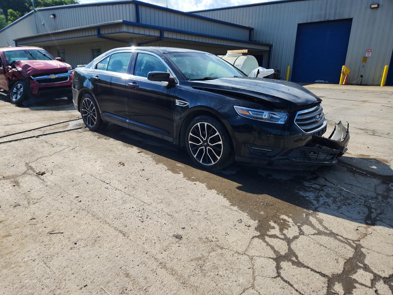 2018 FORD TAURUS