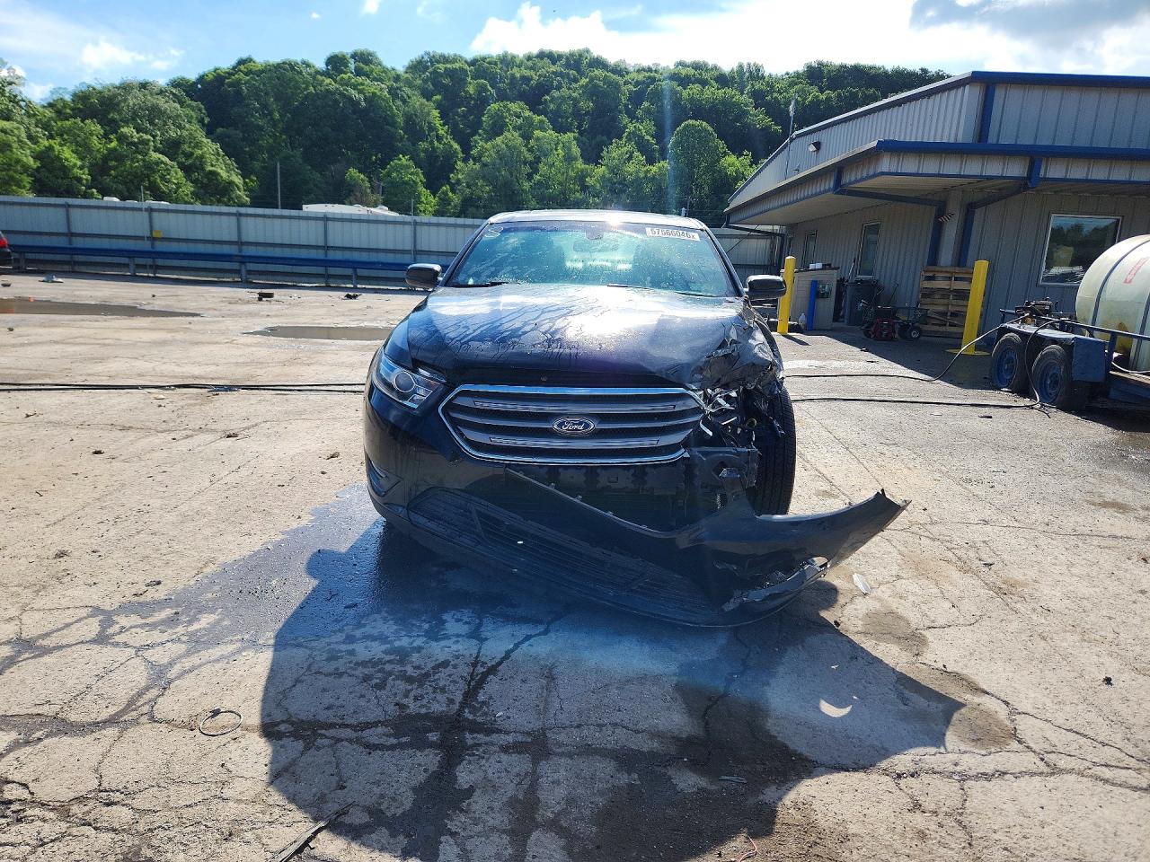 2018 FORD TAURUS