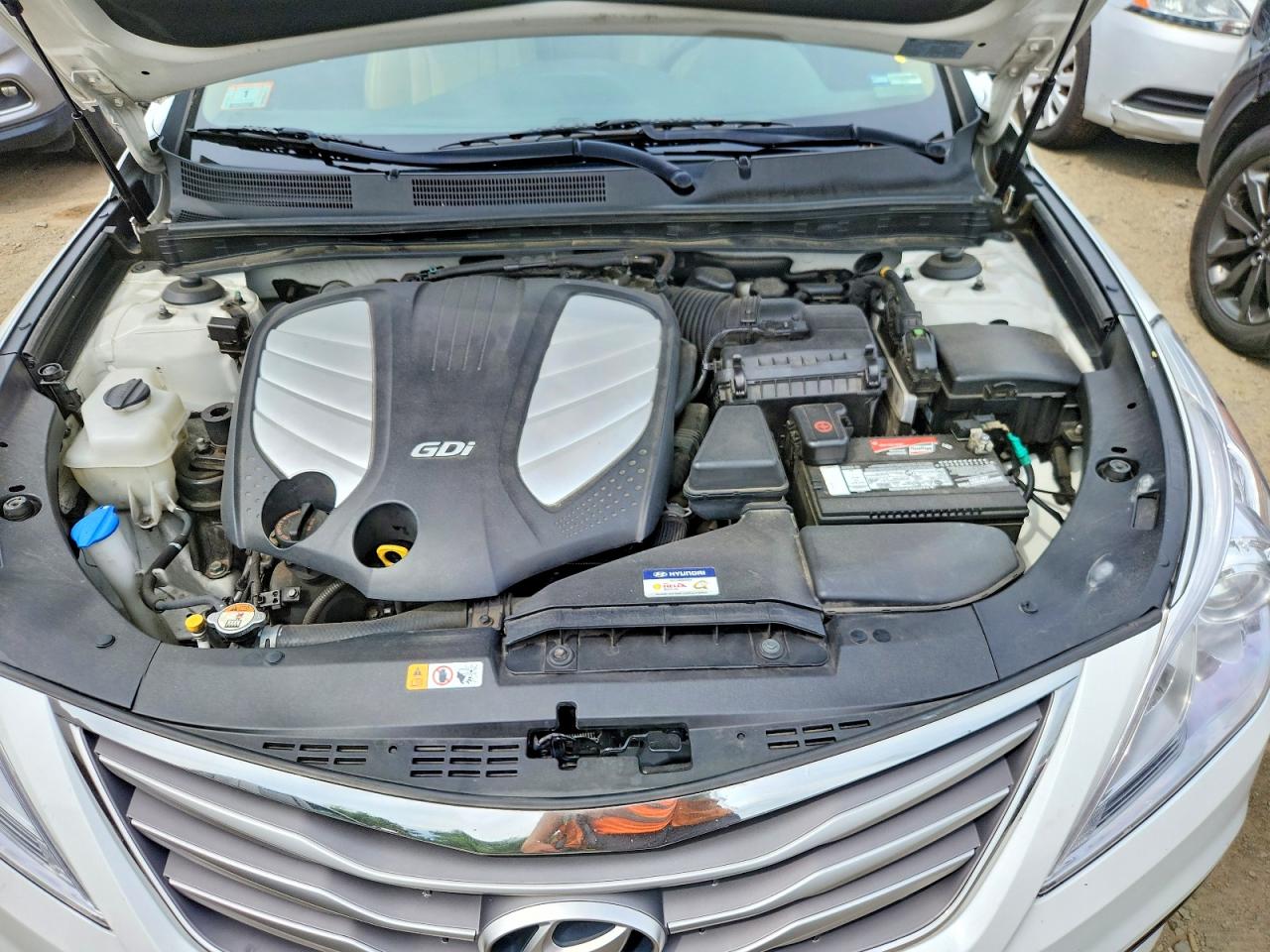 2016 HYUNDAI AZERA