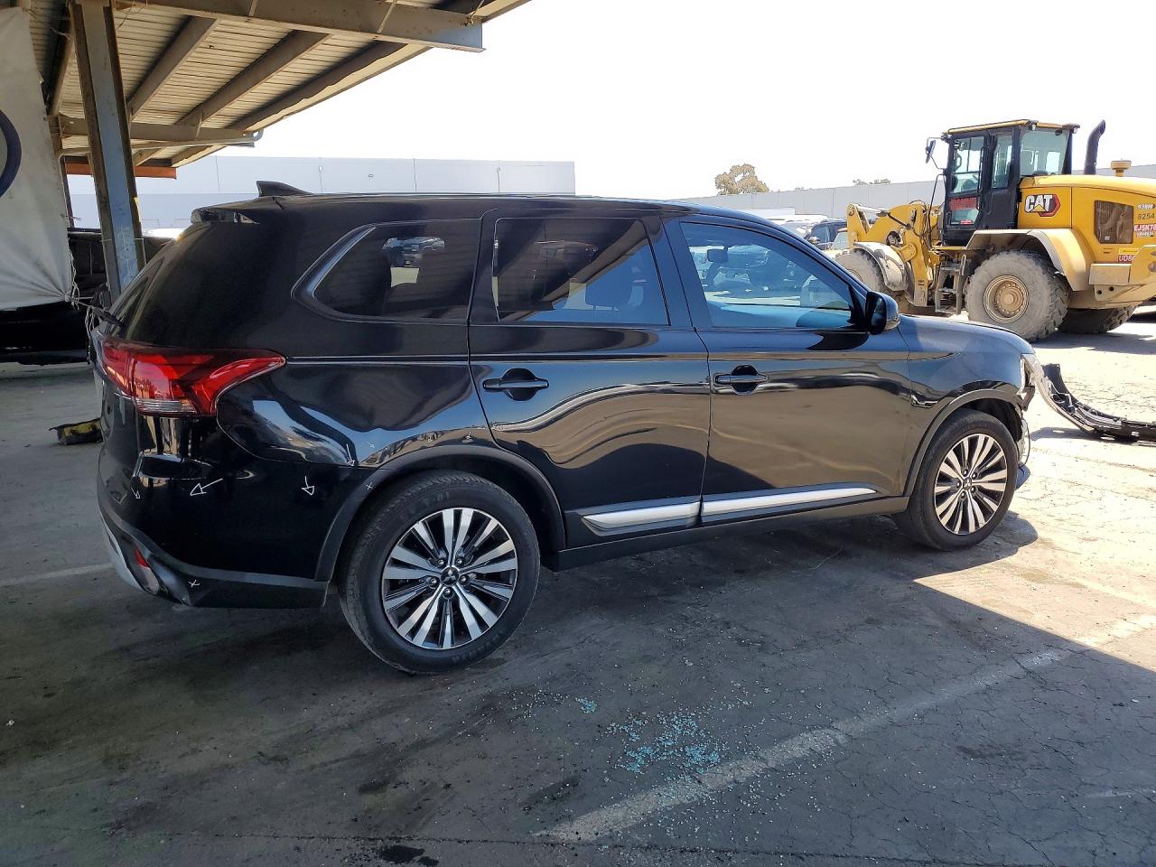 2020 MITSUBISHI OUTLANDER