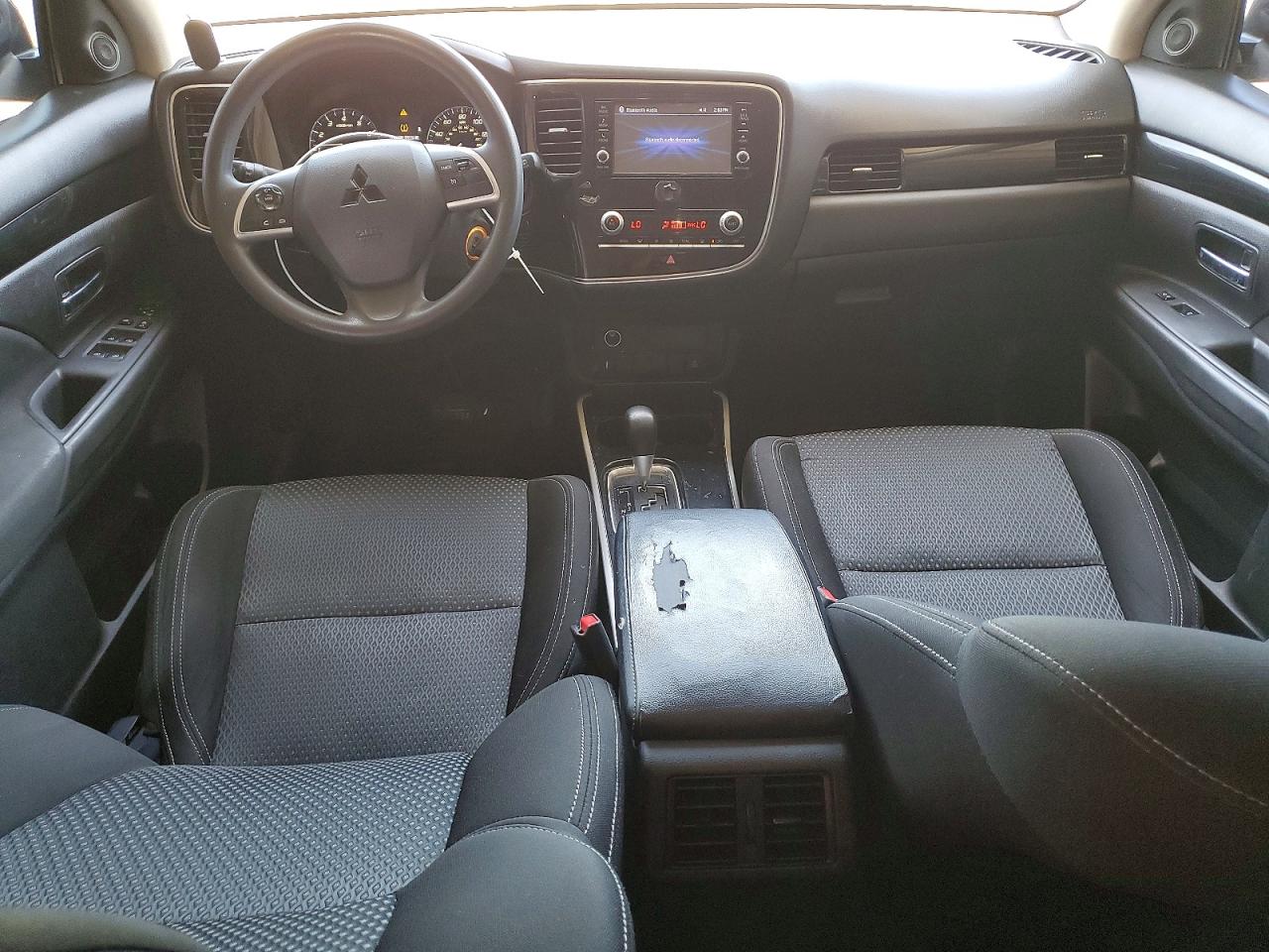 2020 MITSUBISHI OUTLANDER