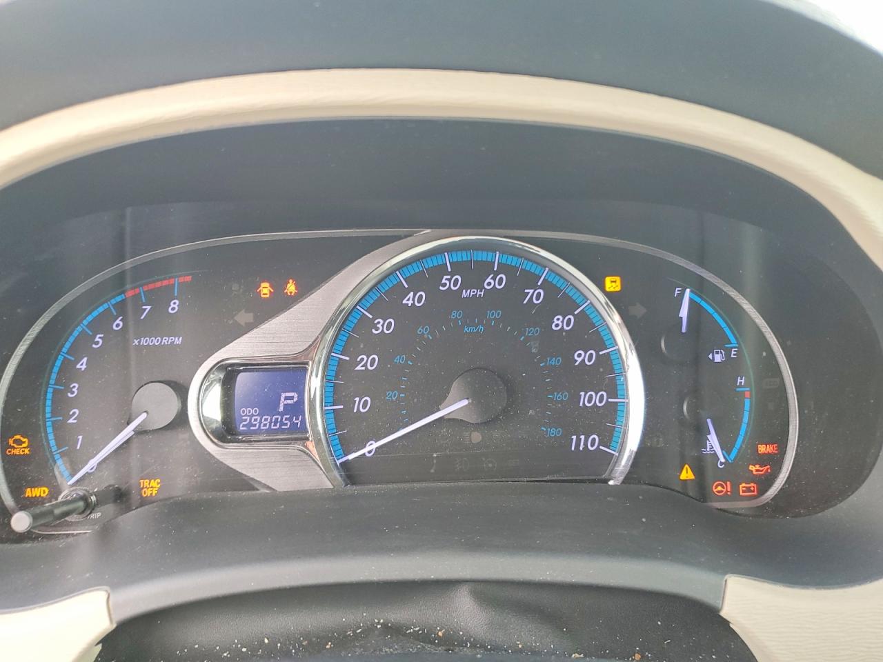 2012 TOYOTA SIENNA