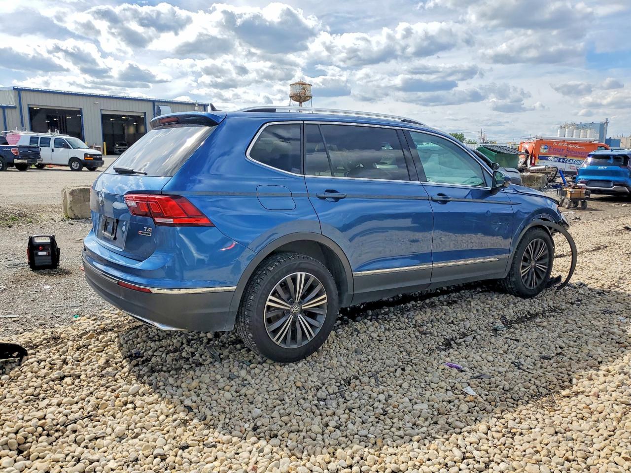 2018 VOLKSWAGEN TIGUAN