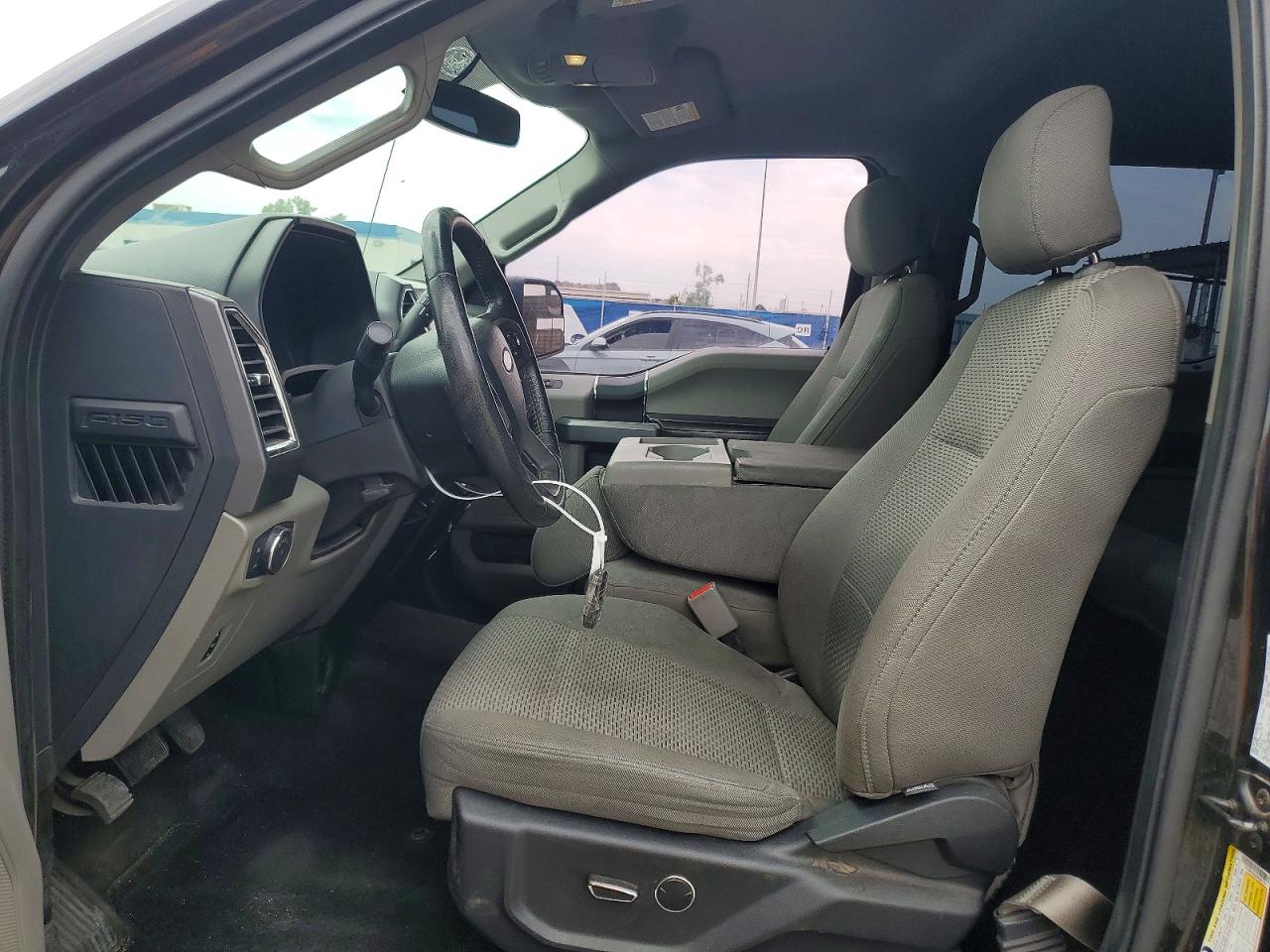 2015 FORD F150