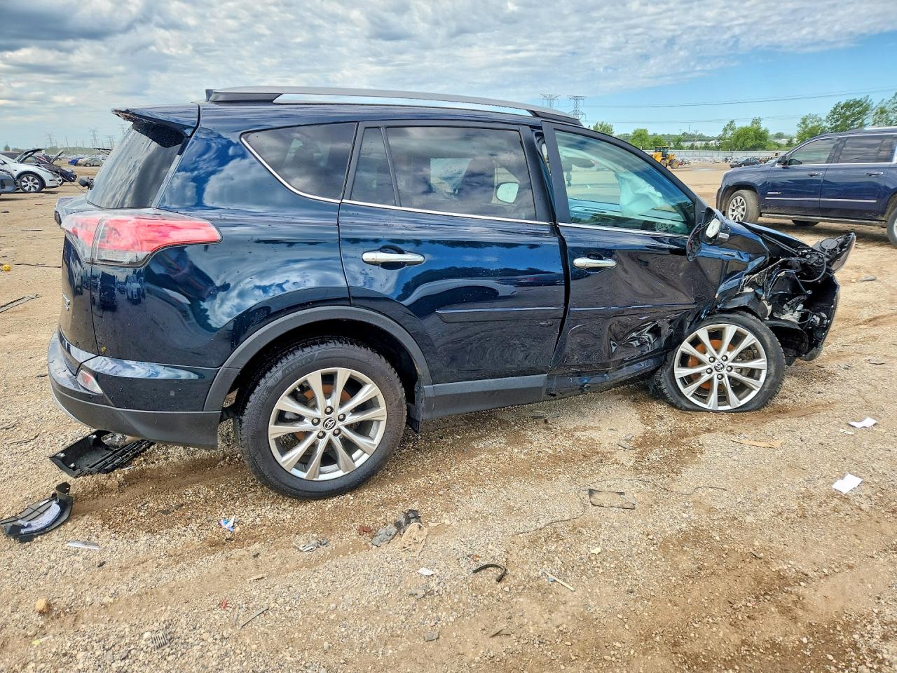 2017 TOYOTA RAV4