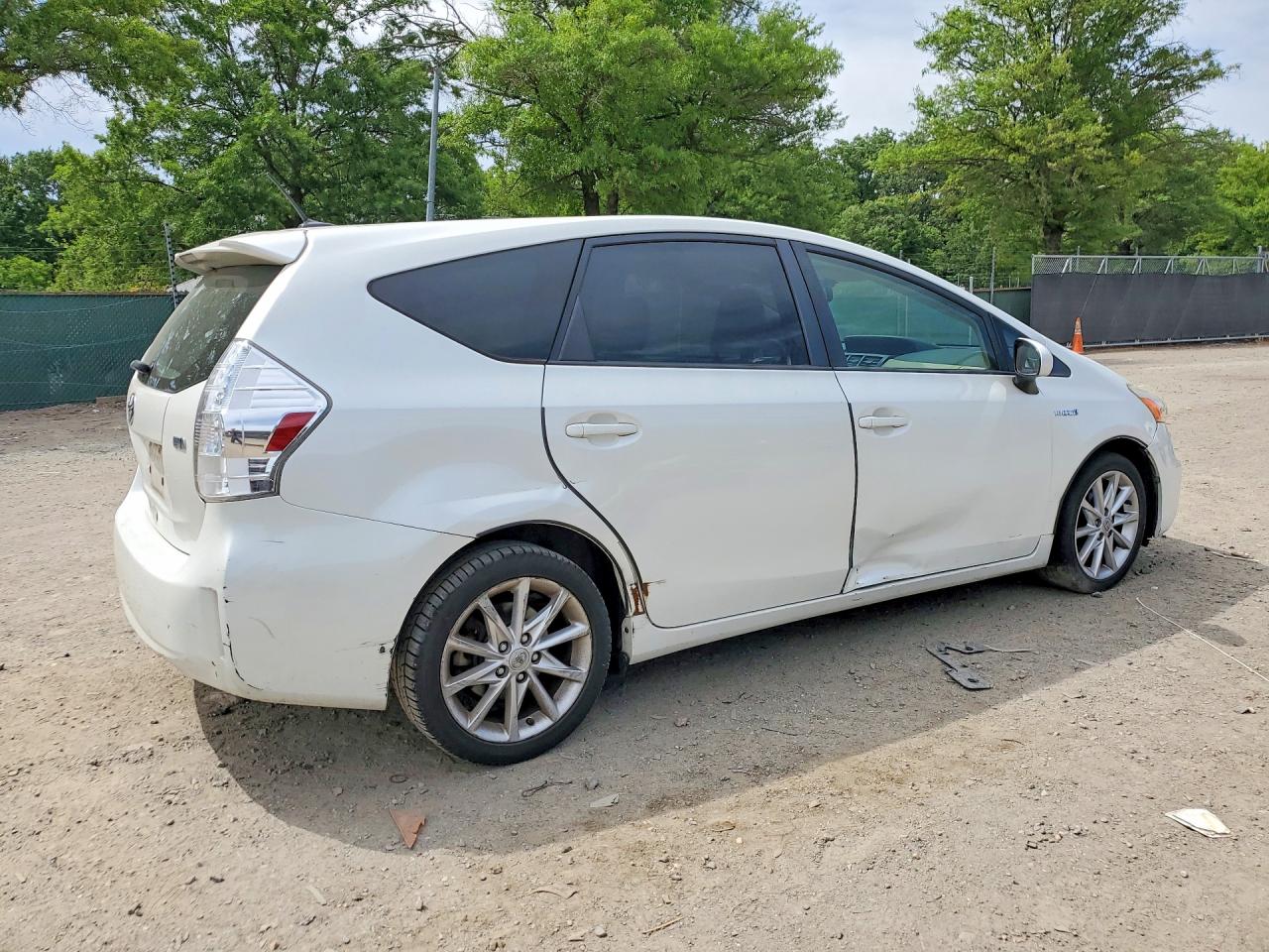 2014 TOYOTA PRIUS