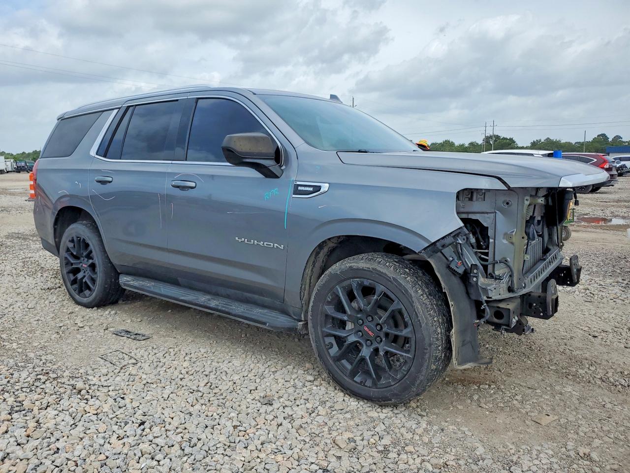 2022 GMC YUKON