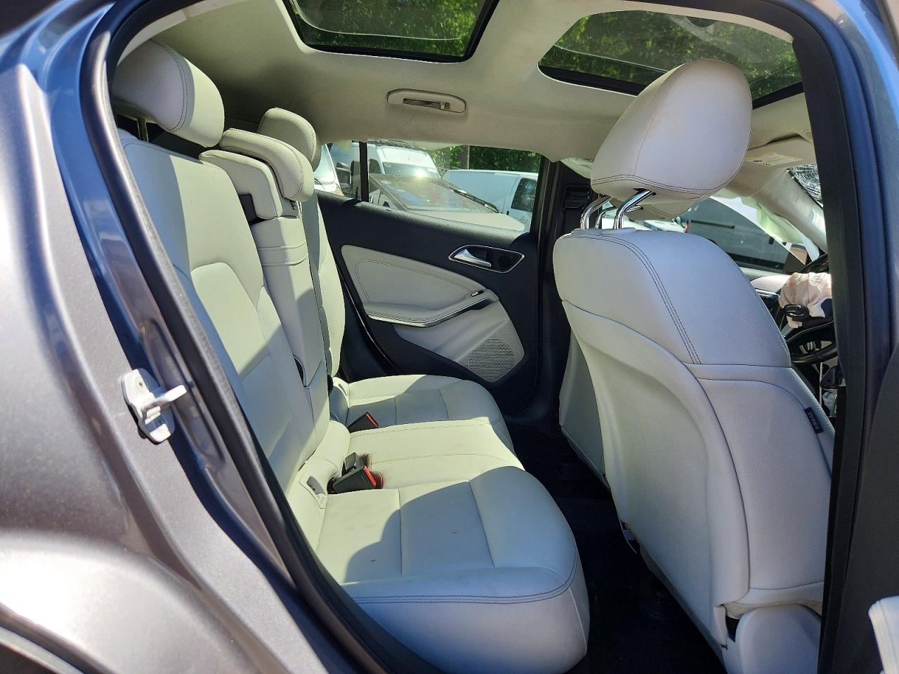 2015 MERCEDES-BENZ GLA-CLASS