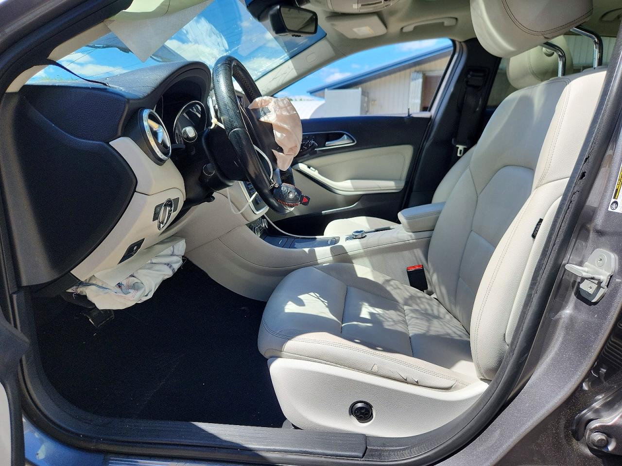 2015 MERCEDES-BENZ GLA-CLASS