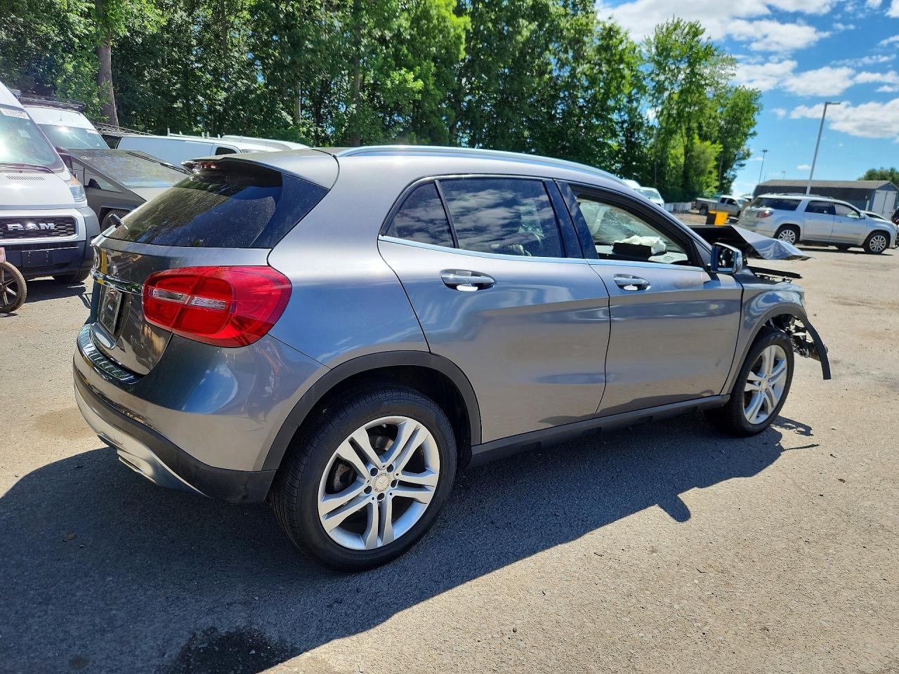 2015 MERCEDES-BENZ GLA-CLASS
