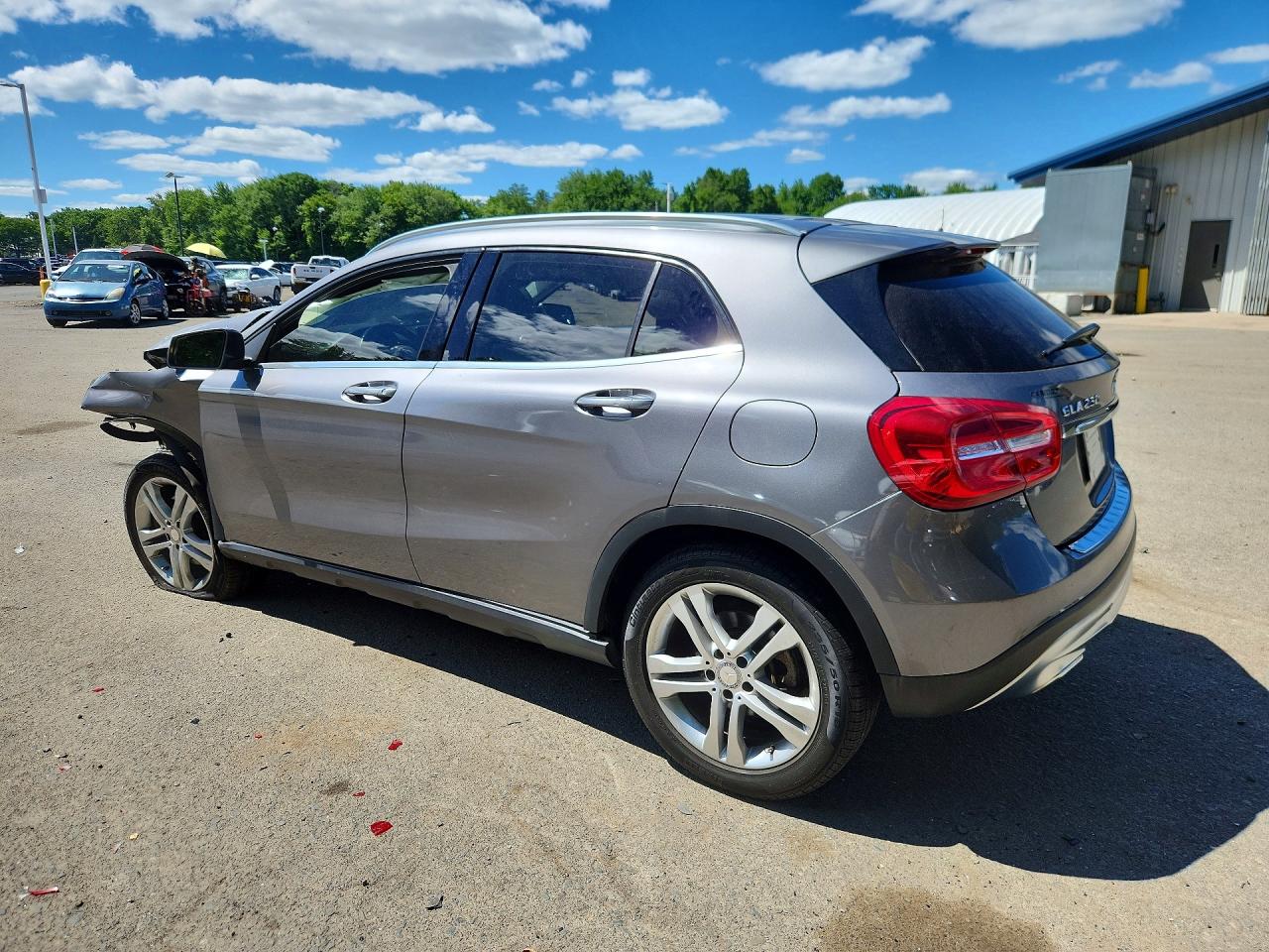 2015 MERCEDES-BENZ GLA-CLASS