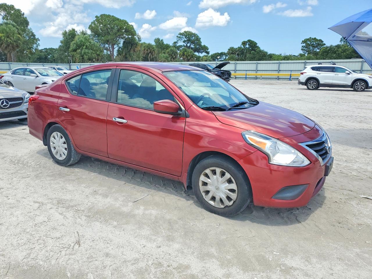 2019 NISSAN VERSA