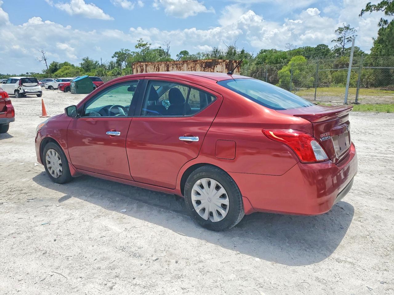 2019 NISSAN VERSA