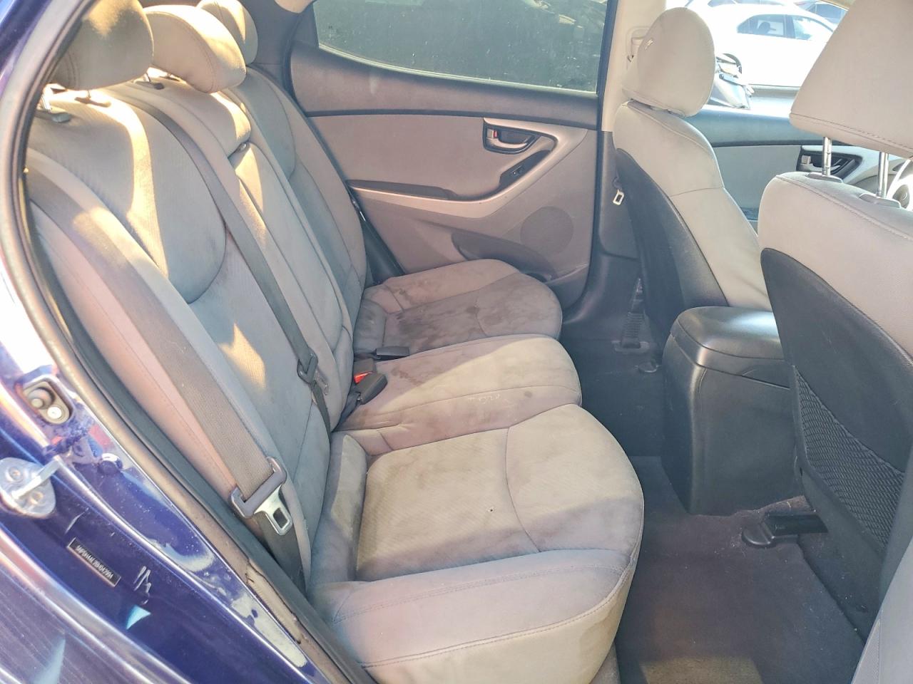 2011 HYUNDAI ELANTRA