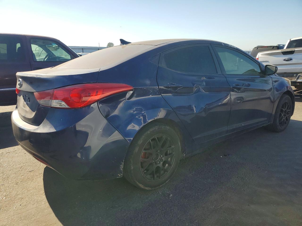 2011 HYUNDAI ELANTRA