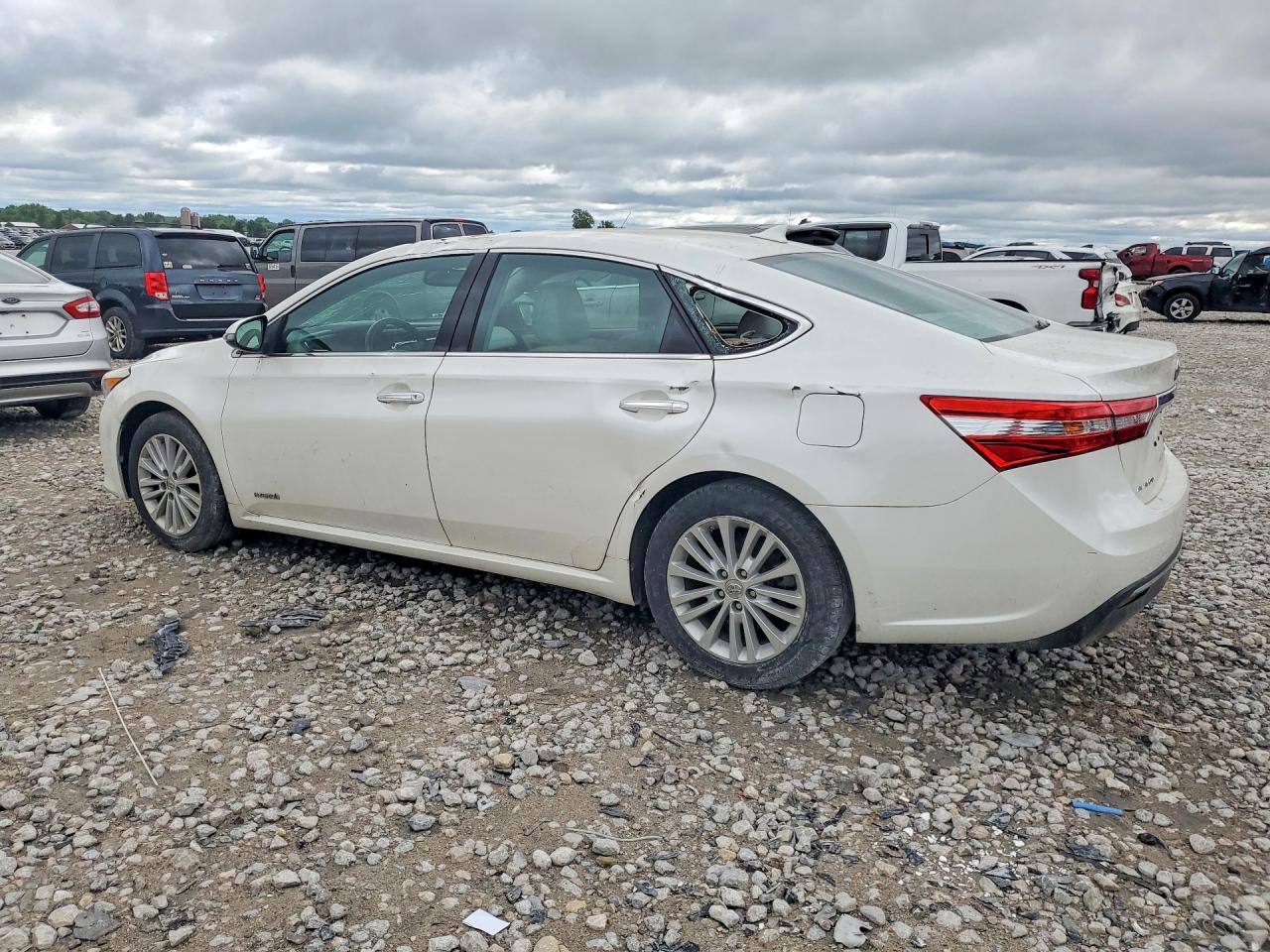 2014 TOYOTA AVALON