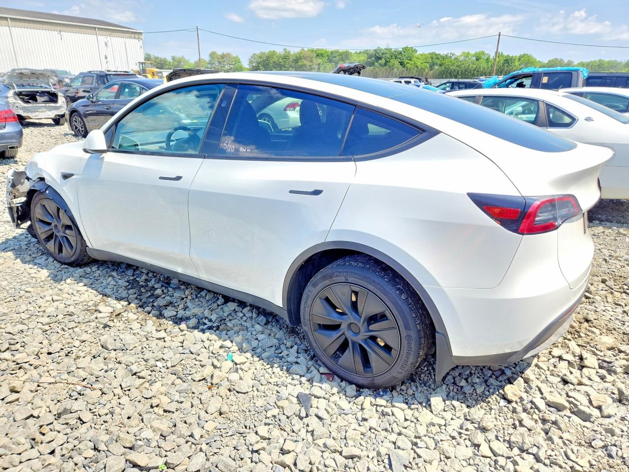 2024 TESLA MODEL Y