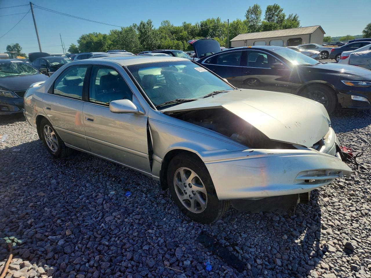 2000 TOYOTA CAMRY