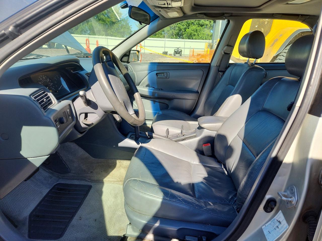 2000 TOYOTA CAMRY