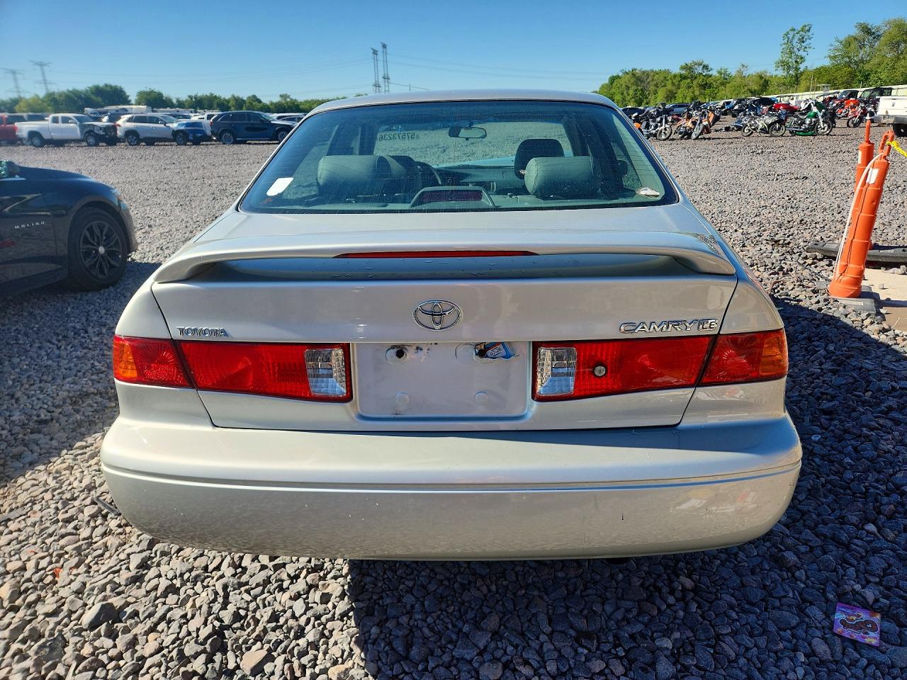 2000 TOYOTA CAMRY