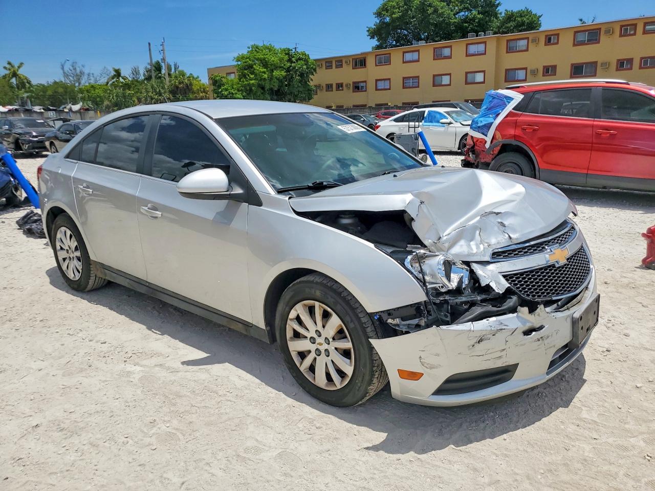 2011 CHEVROLET CRUZE