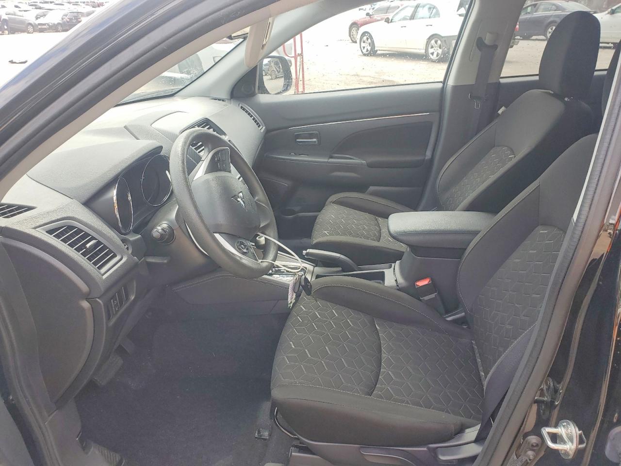 2024 MITSUBISHI OUTLANDER