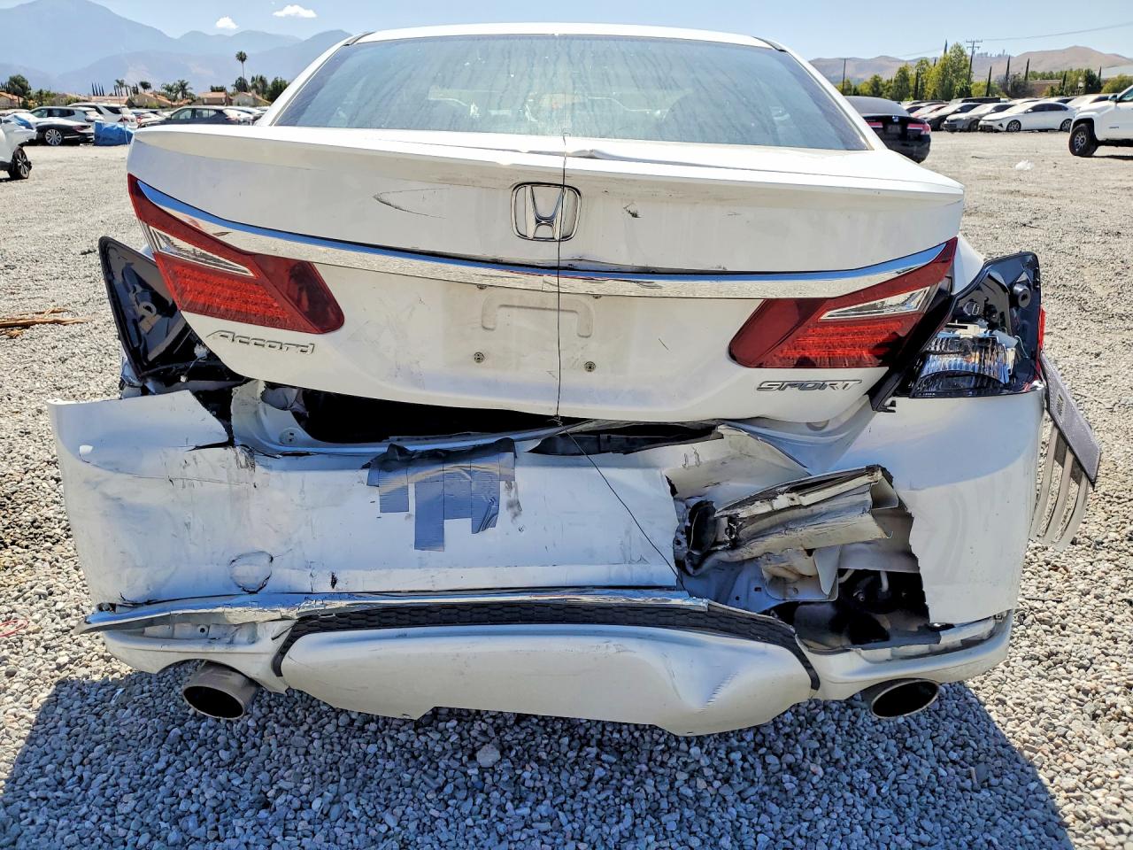 2017 HONDA ACCORD