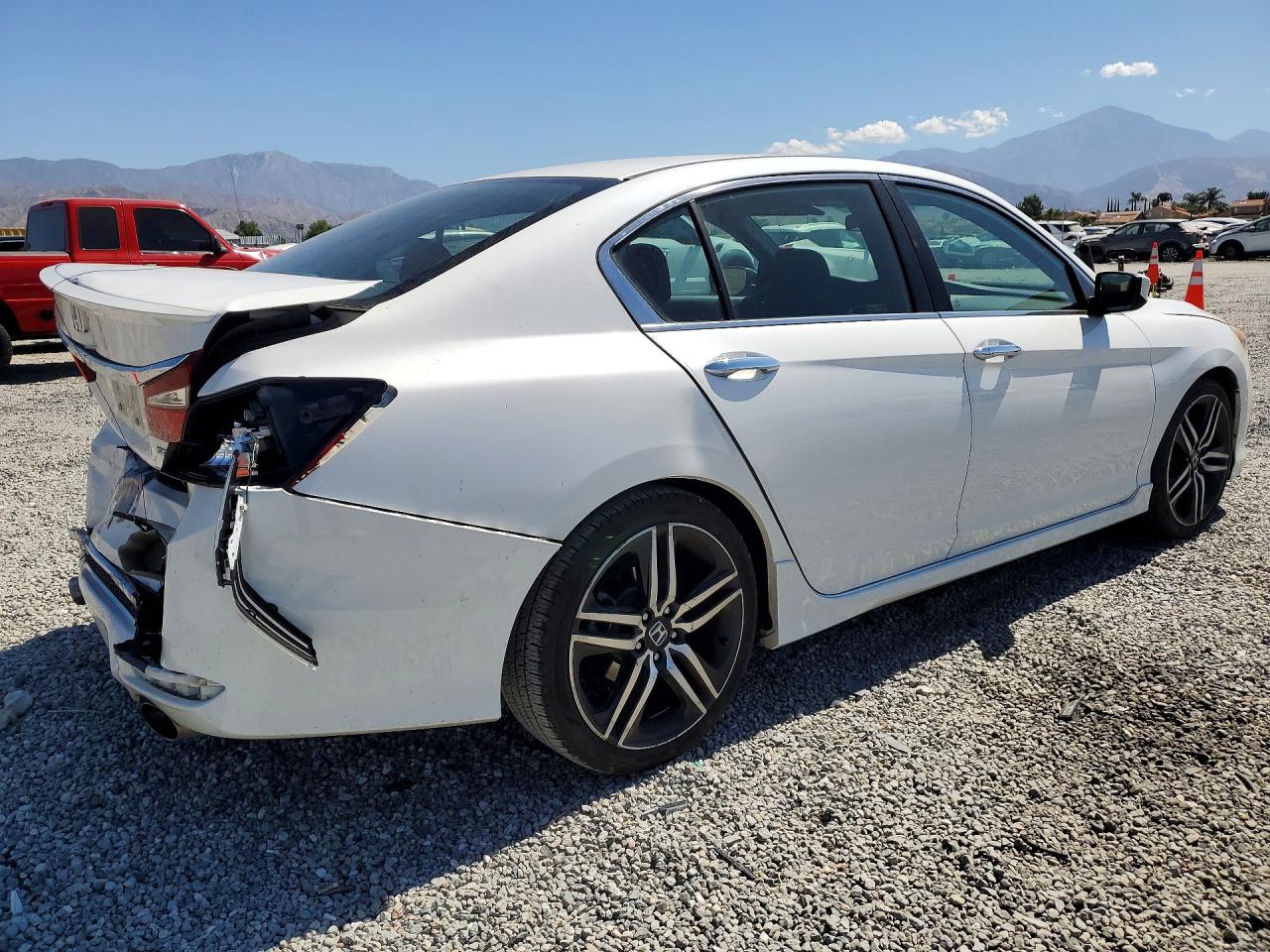 2017 HONDA ACCORD
