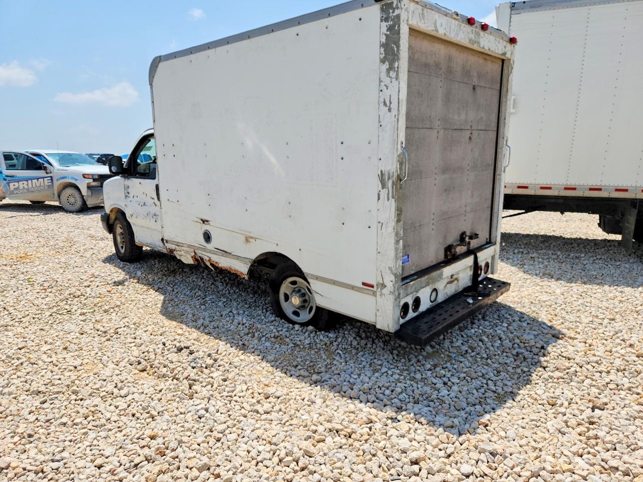 2004 CHEVROLET EXPRESS