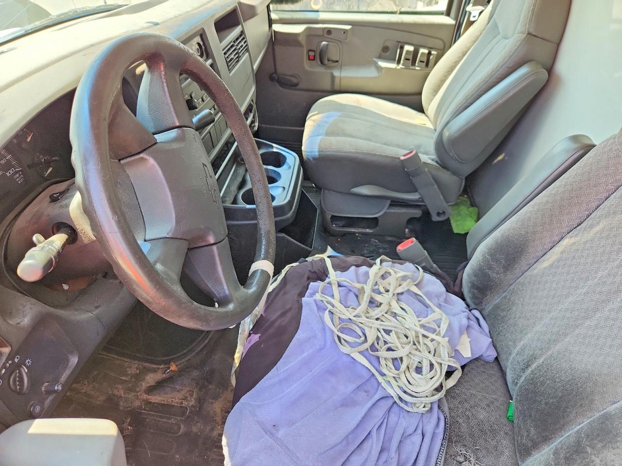 2004 CHEVROLET EXPRESS