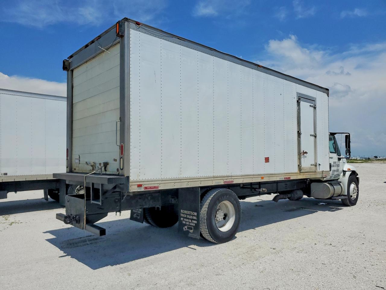 2013 INTERNATIONAL 4000 SERIE