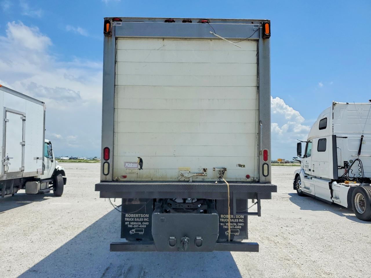 2013 INTERNATIONAL 4000 SERIE