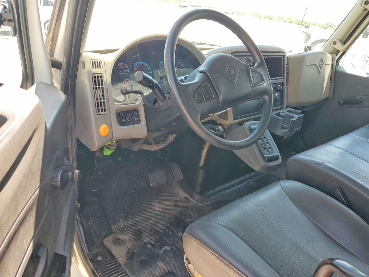 2013 INTERNATIONAL 4000 SERIE