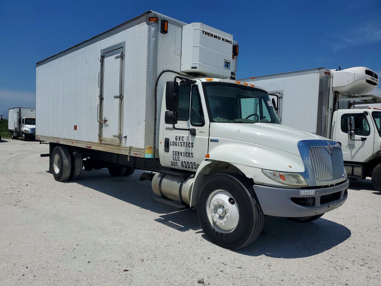 2013 INTERNATIONAL 4000 SERIE