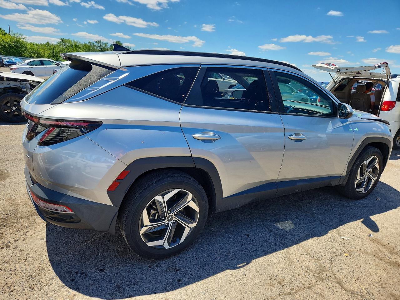 2022 HYUNDAI TUCSON