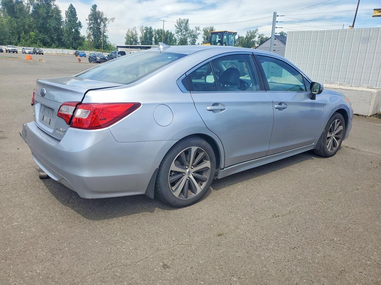 2016 SUBARU LEGACY