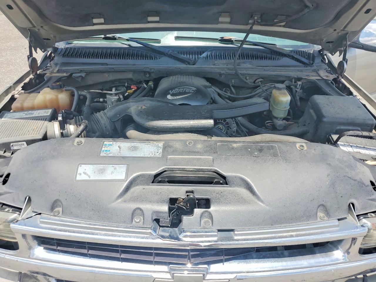 2002 CHEVROLET SUBURBAN
