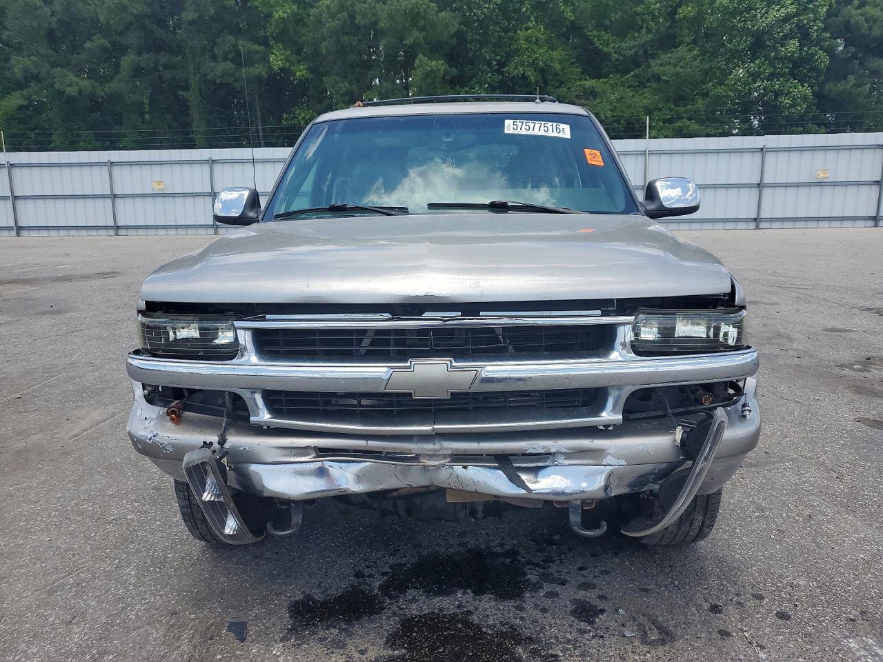 2002 CHEVROLET SUBURBAN