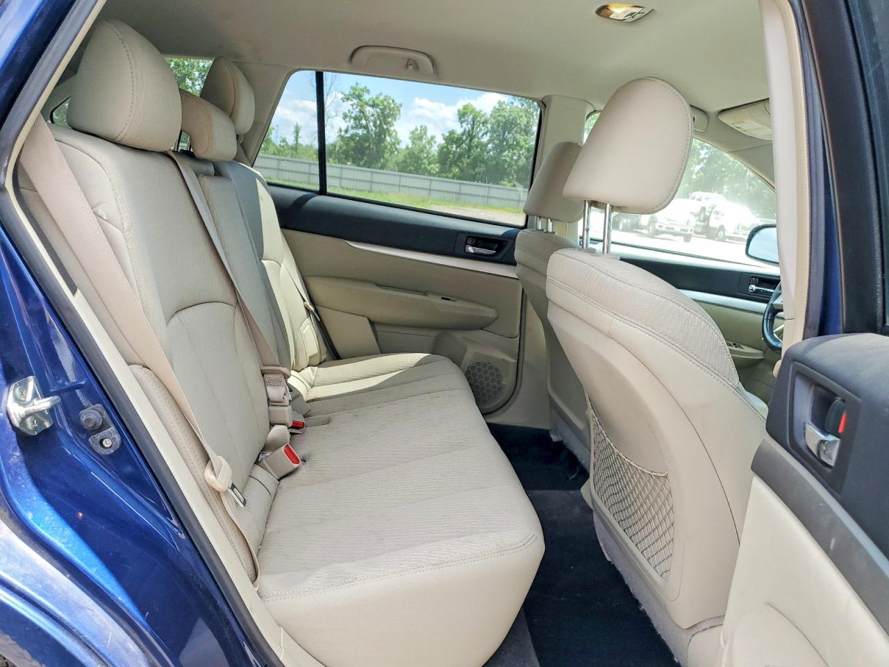 2010 SUBARU OUTBACK