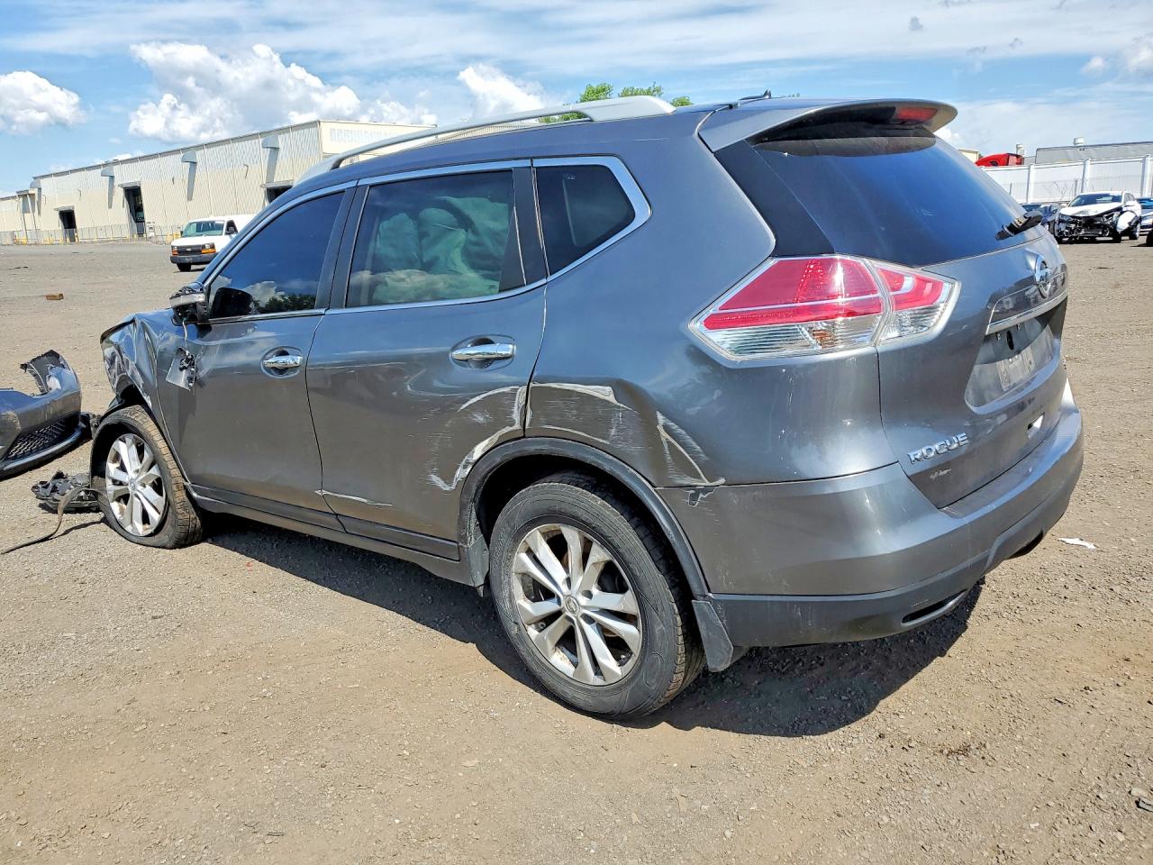 2014 NISSAN ROGUE