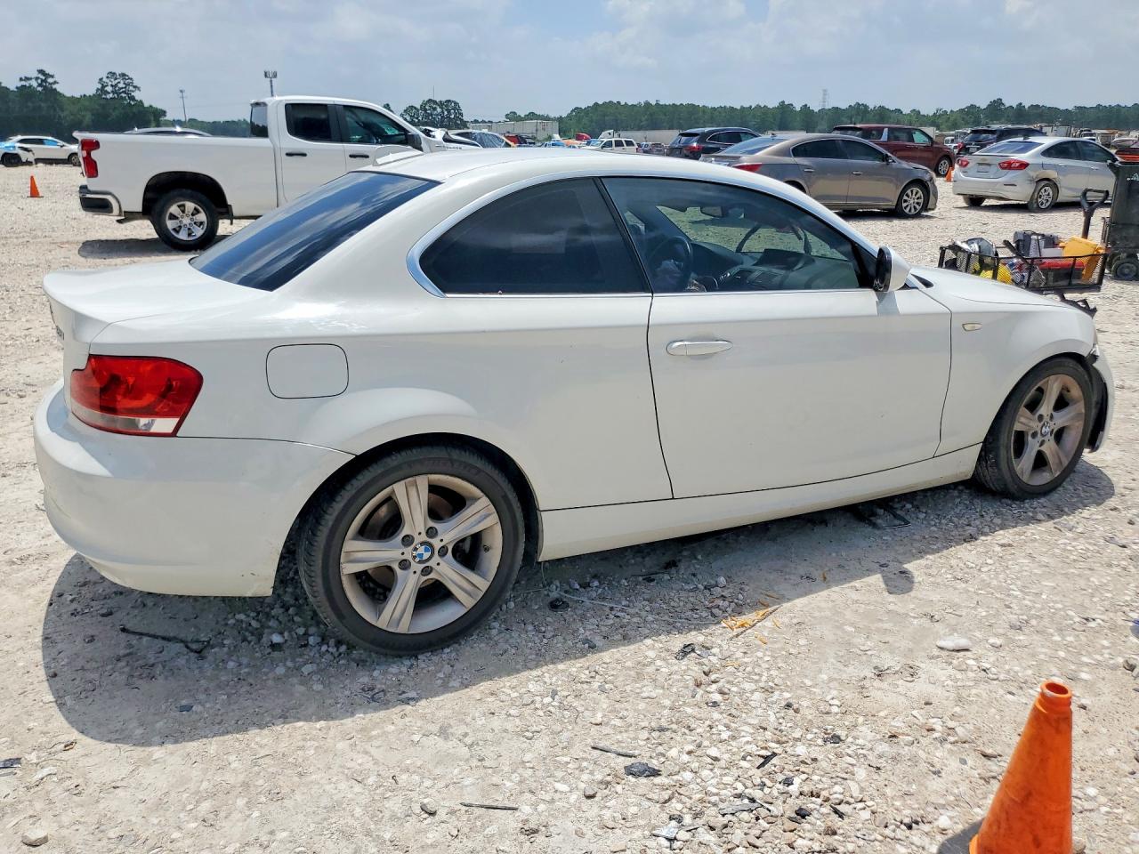 2013 BMW 1 SERIES