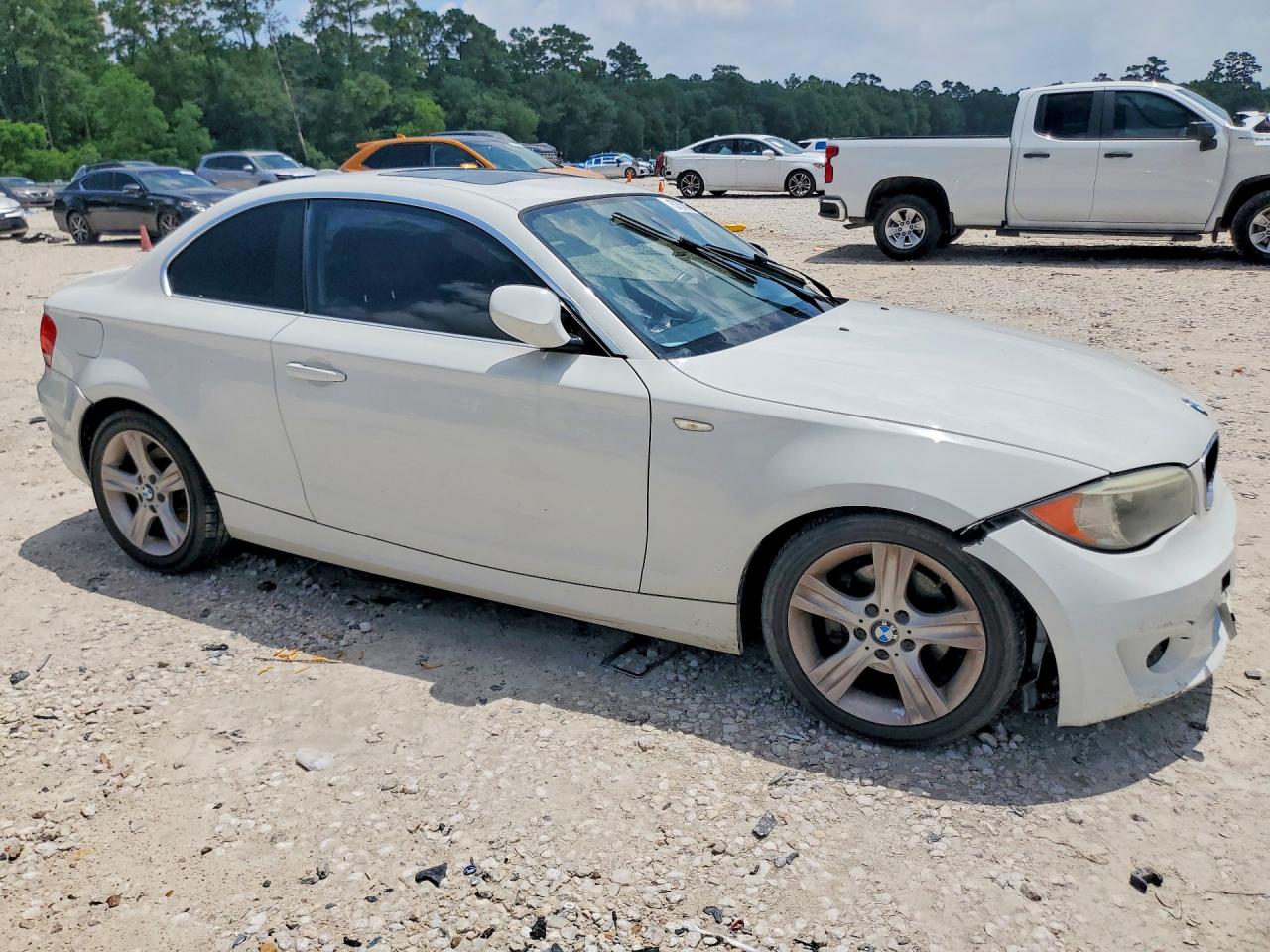 2013 BMW 1 SERIES